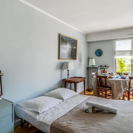 With Balcony Close To The Chateau De - Welkeys Daire *
