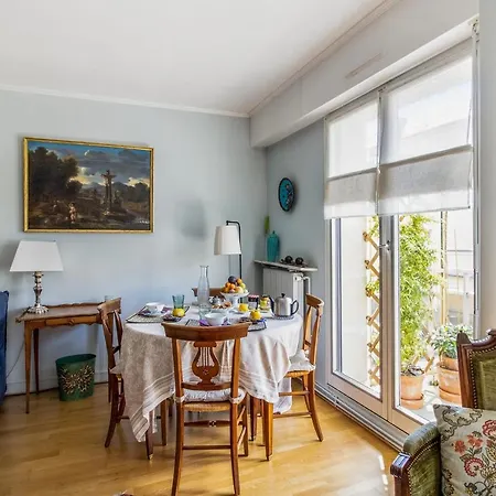 With Balcony Close To The Chateau De - Welkeys Daire Versay